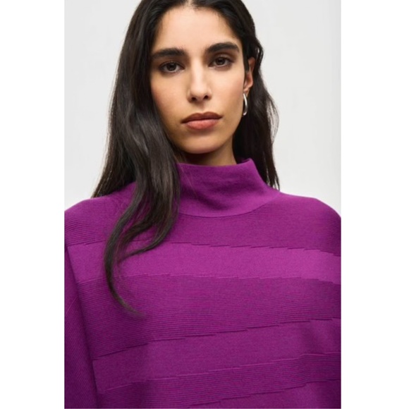 Like New Joseph Ribkoff Boxy Mock Neck 3/4 Sleeve Sweater Magenta Size Large - Picture 5 of 16